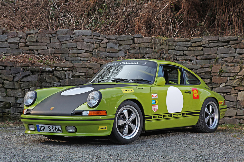 2014 DP Porsche 964 Classic S Front Angle