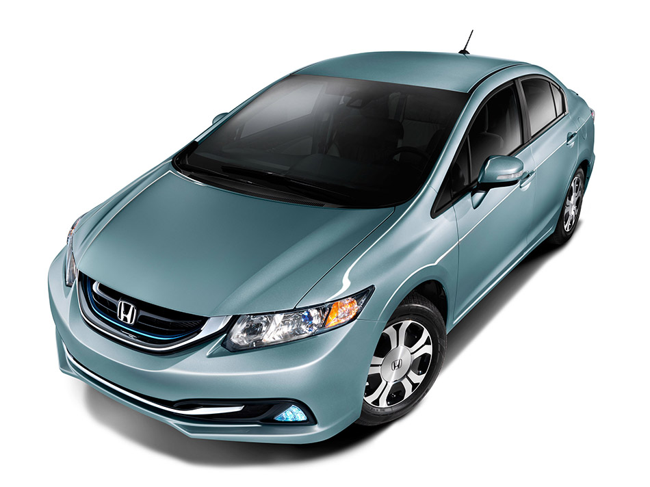 2013 Honda Civic Hybrid Front Angle