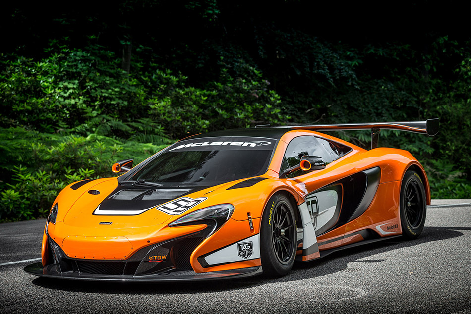 2015 McLaren 650S GT3 Front Angle