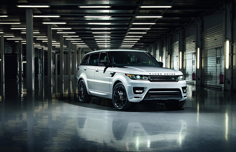 2014 Range Rover Sport Stealth Package Front Angle