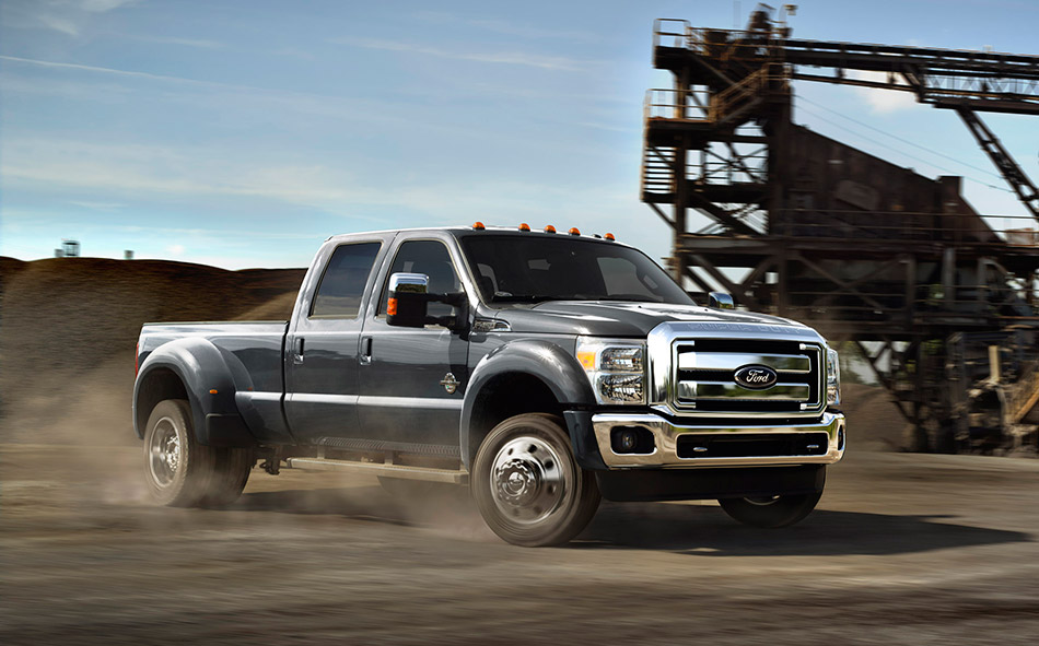 2015 Ford Super Duty Front Angle