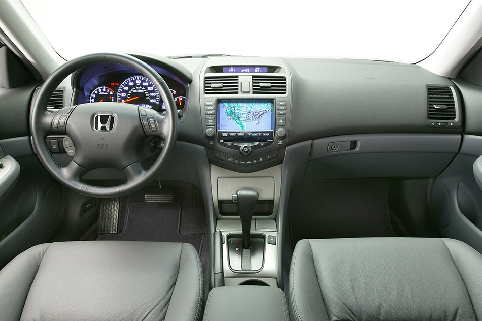 2005 Honda Accord Hybrid Interior