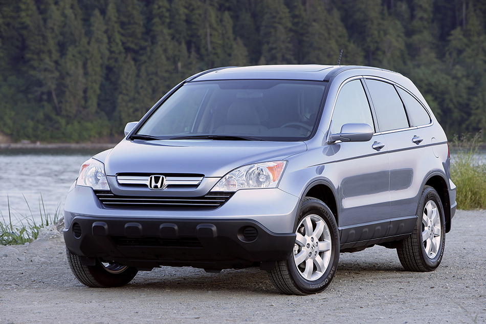 2007 Honda CR-V Front Angle