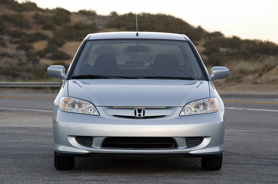 2005 Honda Civic Hybrid Front Angle