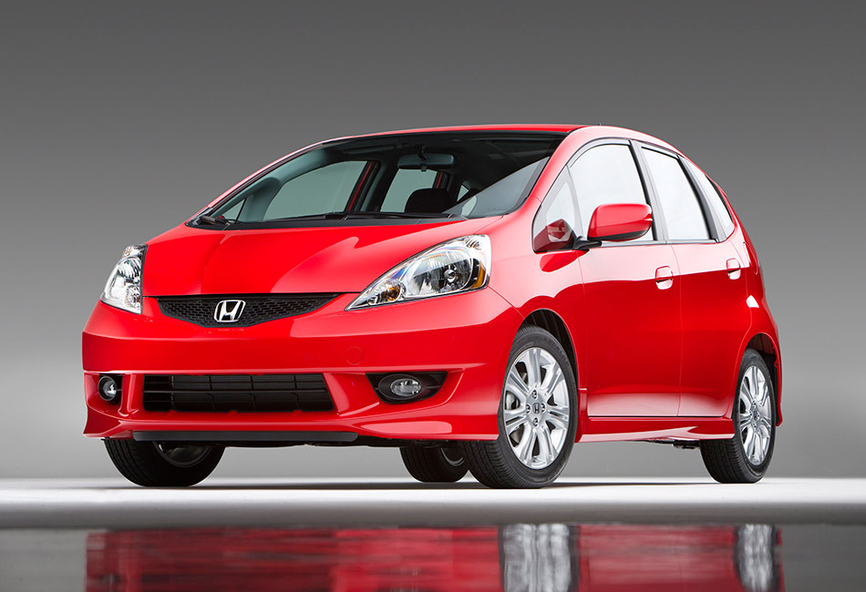 2009 Honda Fit Sport Front Angle
