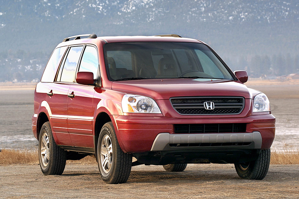 2003 Honda Pilot EX Front Angle