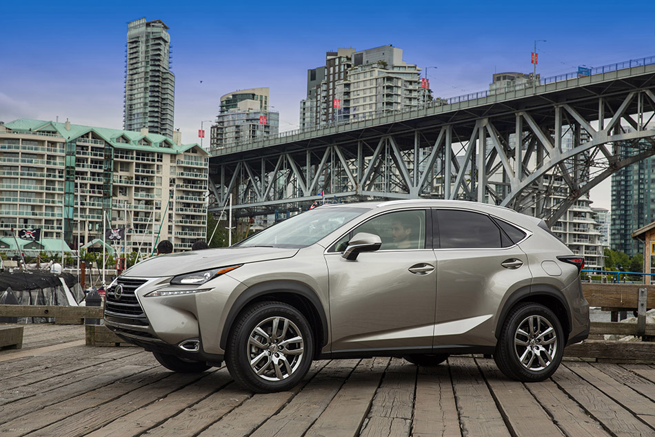 2015 Lexus NX Front Angle
