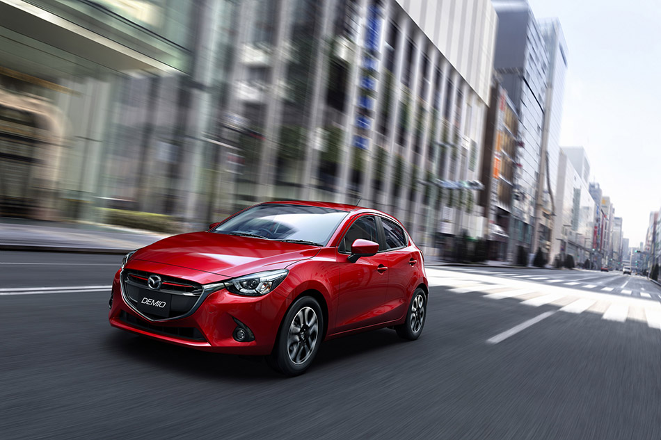 2015 Mazda 2 Front Angle