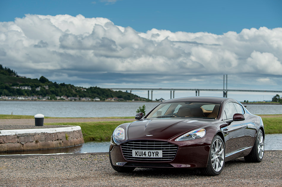 2015 Aston Martin Rapide S Front Angle