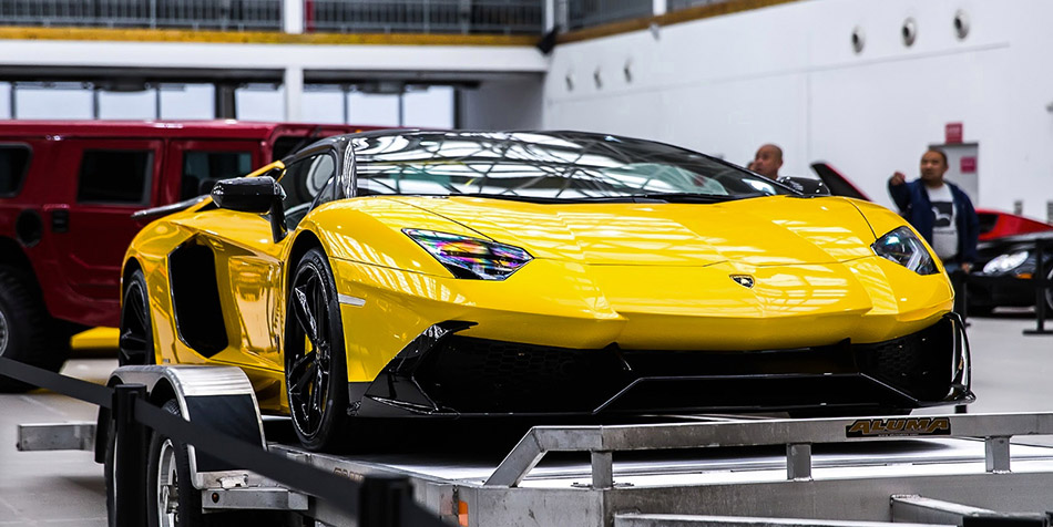 2014 DMC Lamborghini Aventador LP720 Roadster Front Angle