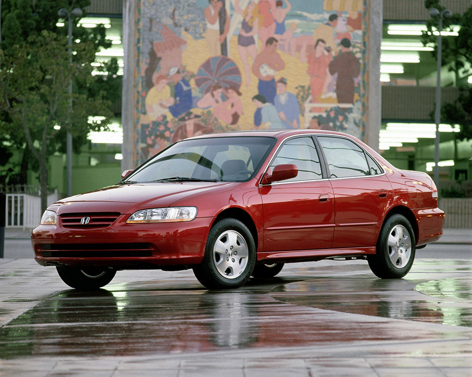 2001 Honda Accord Sedan Front Angle