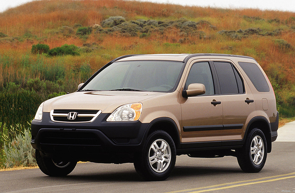 2003 Honda CR-V Front Angle