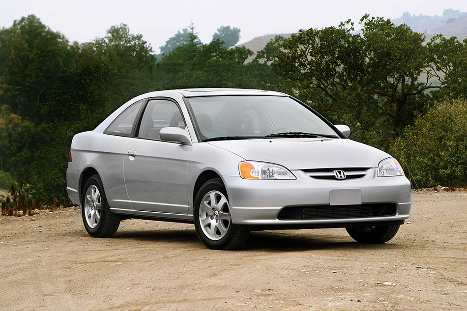 2003 Honda Civic Coupe Front Angle