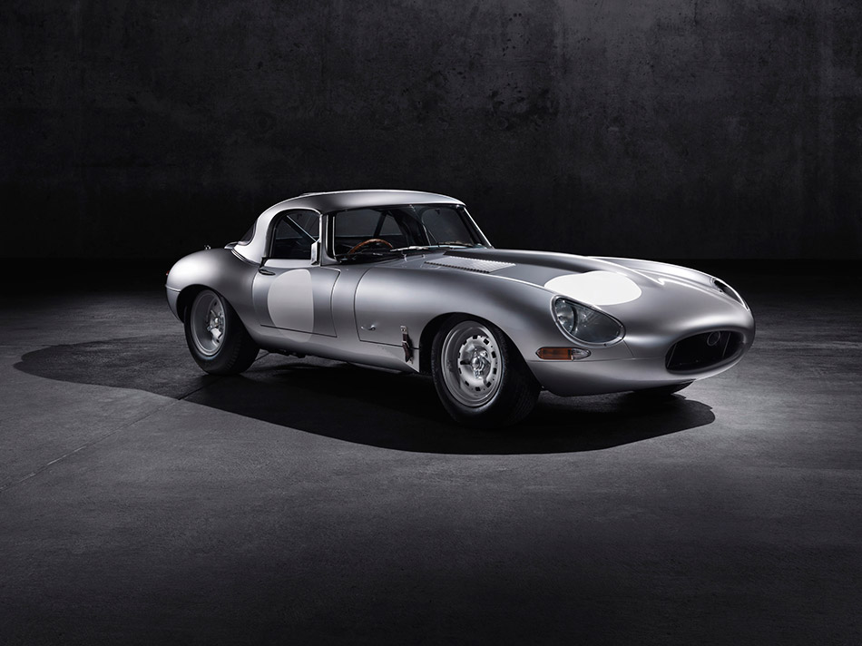 2014 Jaguar Lightweight E-Type Front Angle