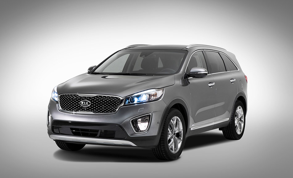 2015 Kia Sorento Front Angle