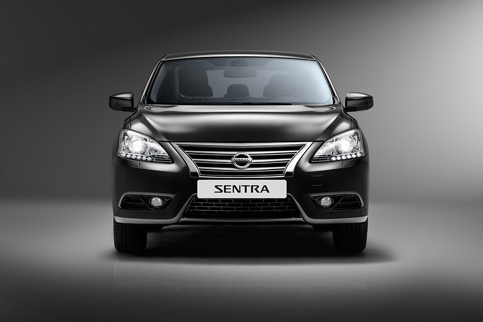 2015 Nissan Sentra Front Angle