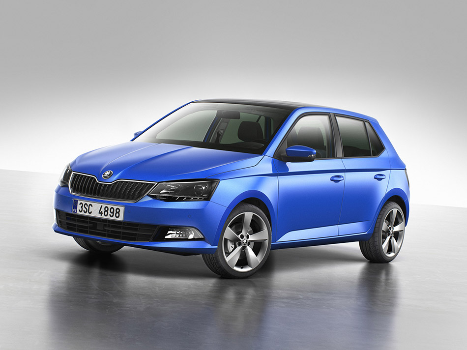 2015 Skoda Fabia Front Angle