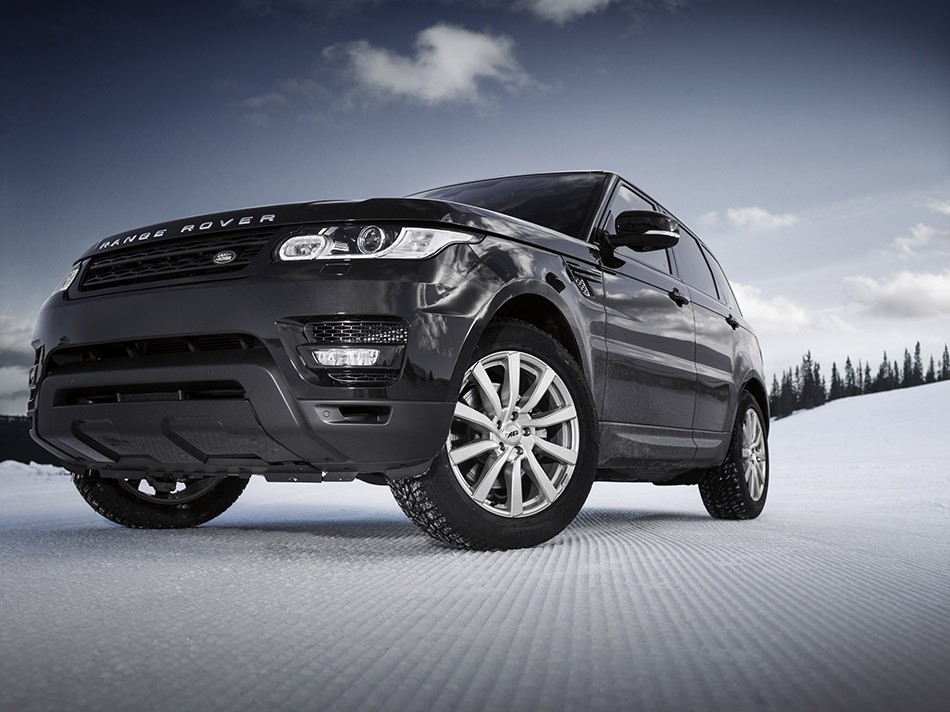 2014 AEZ Range Rover Sport Front Angle