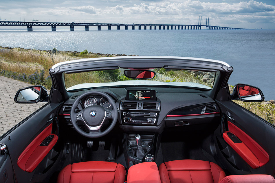 2015 BMW 2-Series Convertible Interior