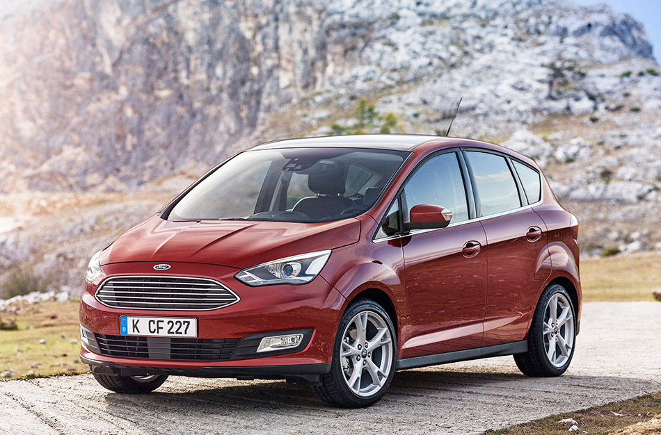 2015 Ford C-MAX Front Angle