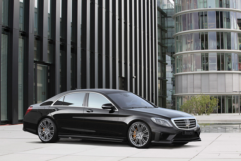 2014 IMSA Mercedes-Benz S63 L4M Front Angle