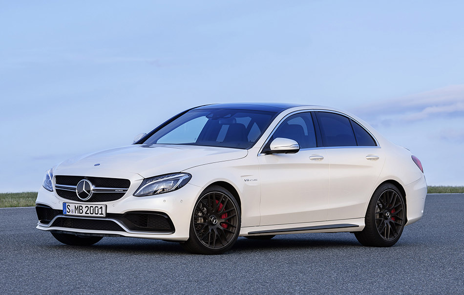 2015 Mercedes-Benz C63 AMG Front Angle