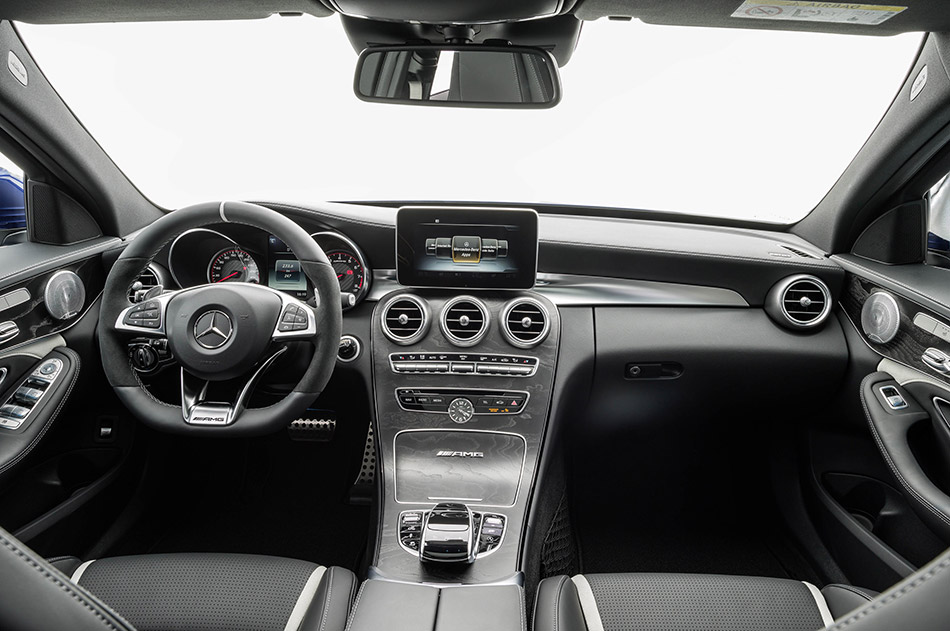 2015 Mercedes-Benz C63 AMG Estate Interior