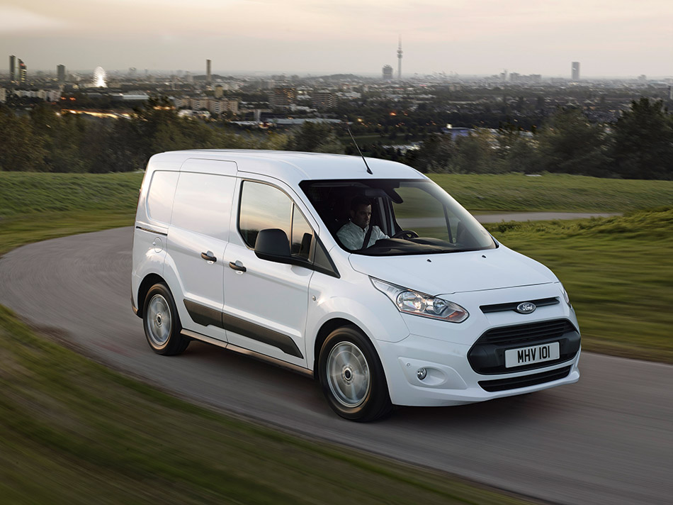 2014 Ford Transit Connect Front Angle