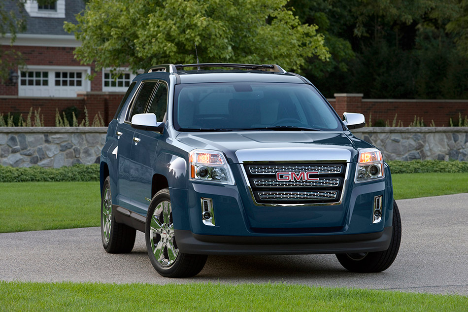 2014 GMC Terrain Front Angle