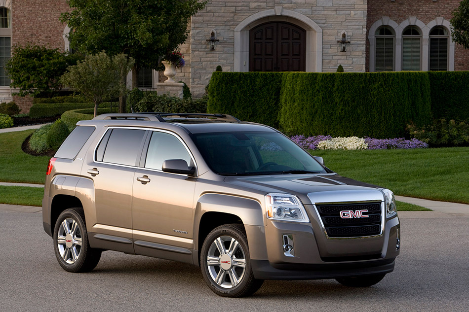 2015 GMC Terrain Front Angle