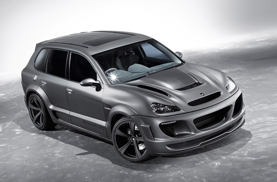 2009 Gemballa Porsche Cayenne Tornado 750 GTS Front Angle