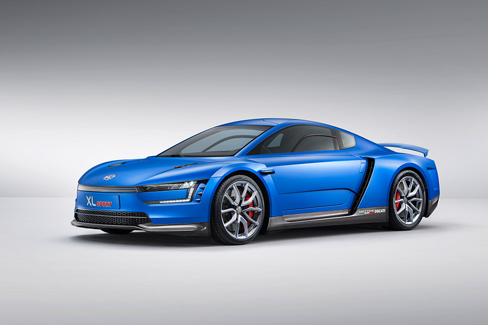 2014 Volkswagen XL Sport Concept Front Angle
