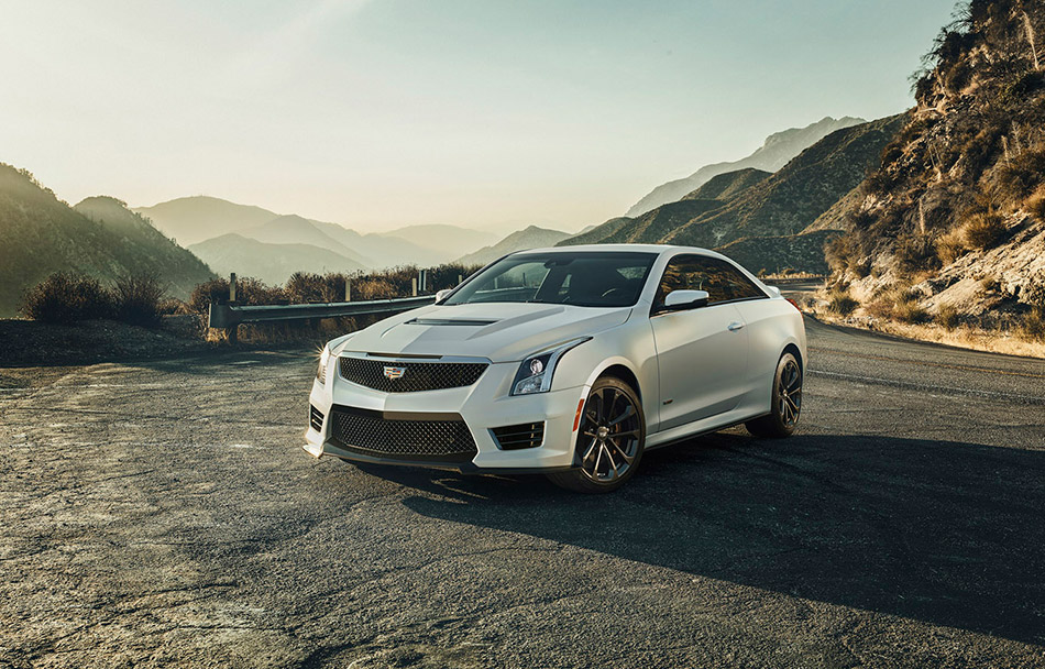 2016 Cadillac ATS-V Coupe Front Angle