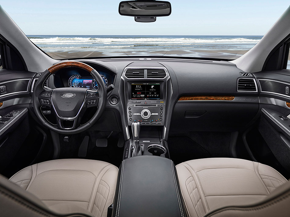 2016 Ford Explorer Interior