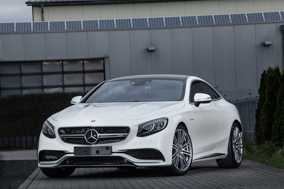 2014 IMSA Mercedes-Benz S63 AMG Coupe Front Angle