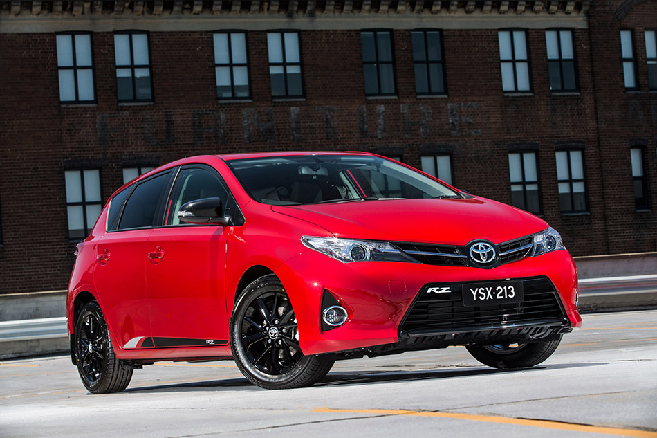 2014 Toyota Corolla RZ Dark Edition Front Angle