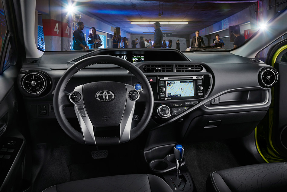 2015 Toyota Prius c Interior
