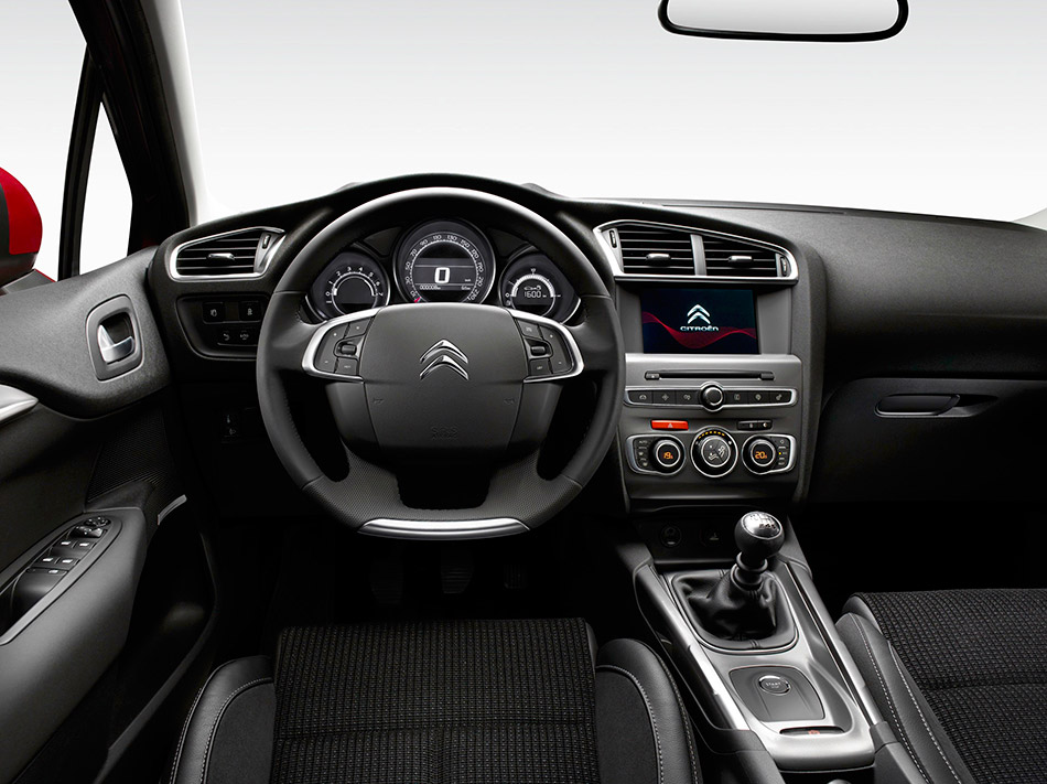 2015 Citroen C4 Interior