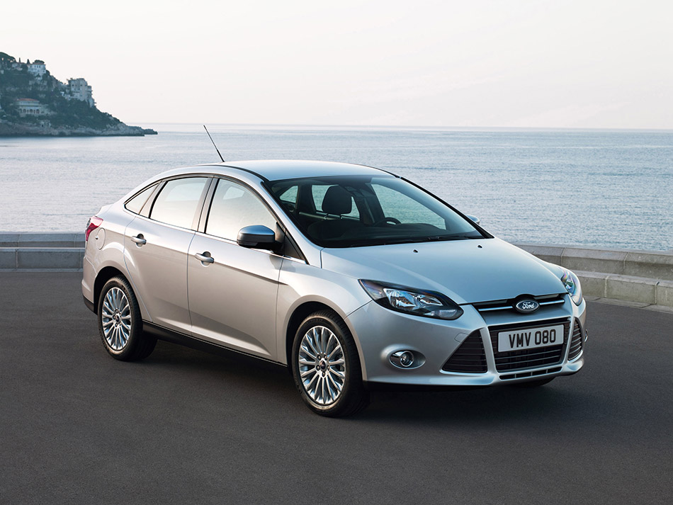 2011 Ford Focus Sedan Front Angle