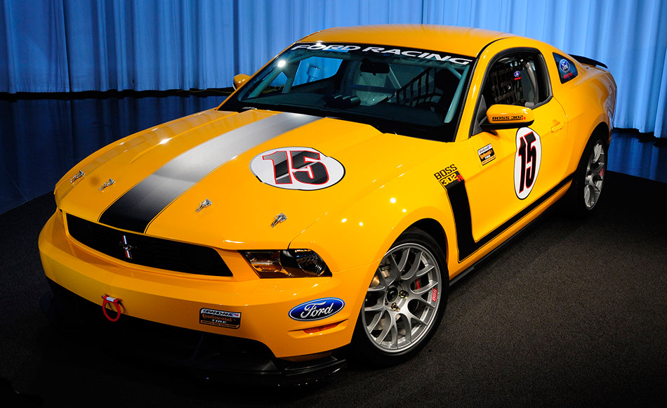 2011 Ford Mustang Boss 302R Front Angle