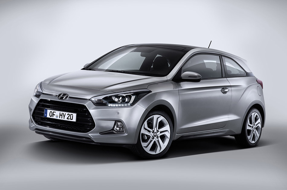 2015 Hyundai i20 Coupe Front Angle