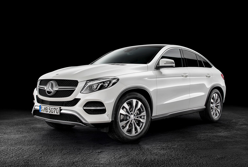 2016 Mercedes-Benz GLE Coupe Front Angle