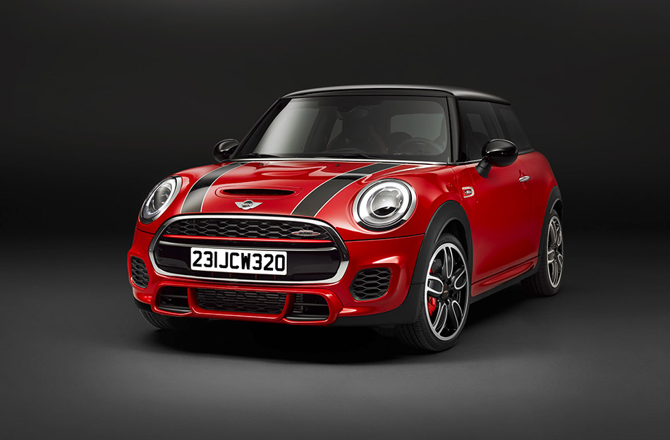 2015 Mini John Cooper Works Front Angle