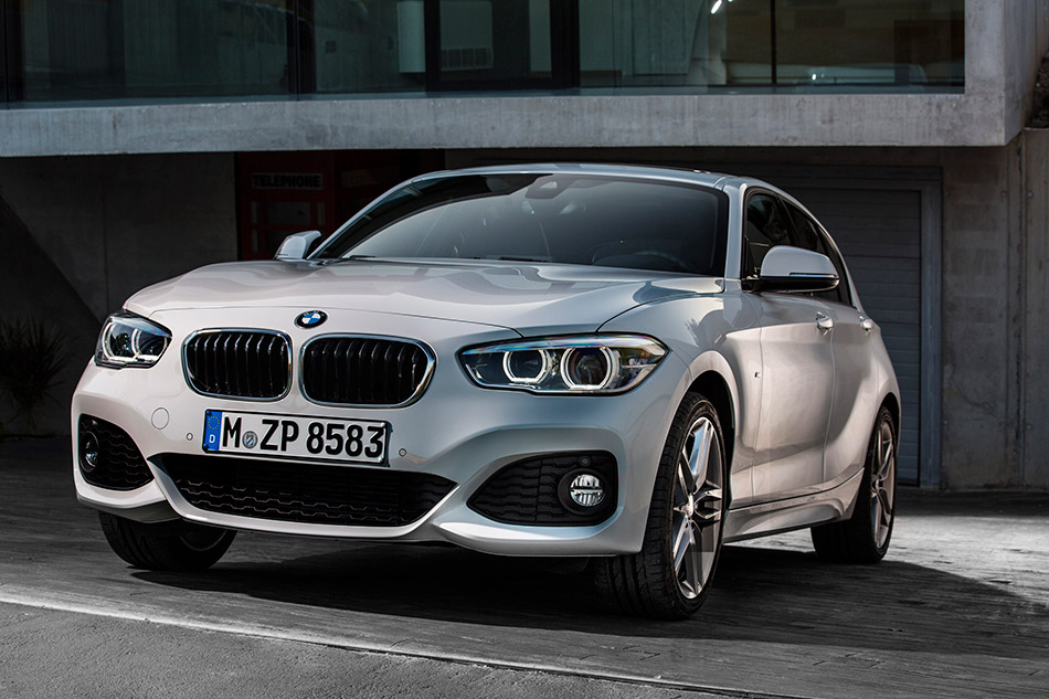 2016 BMW 1-Series Front Angle