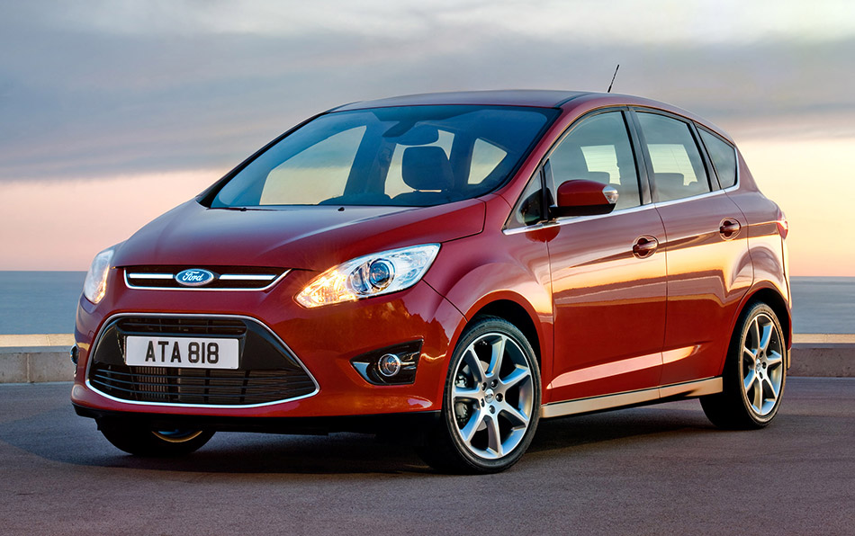 2011 Ford C-MAX Front Angle