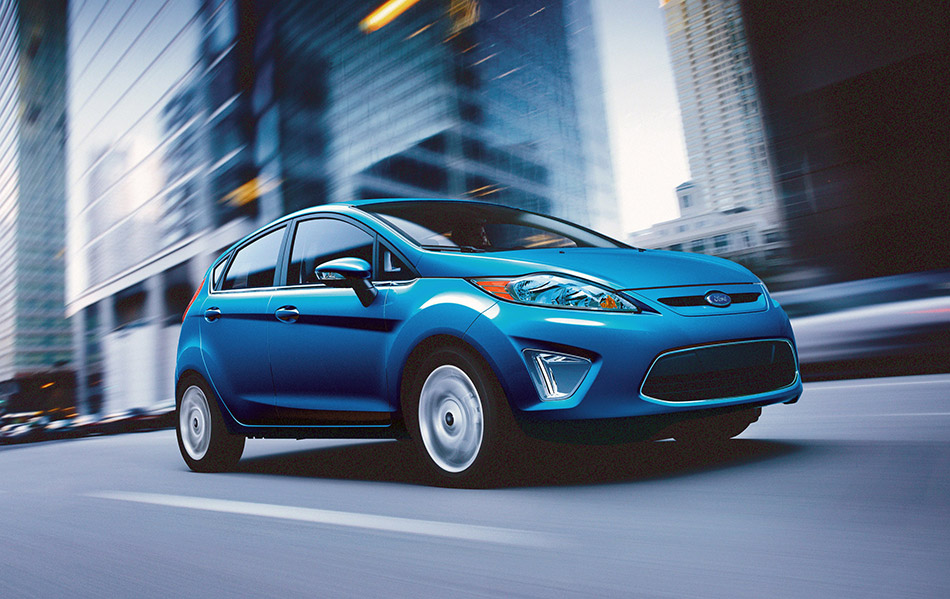 2011 Ford Fiesta Front Angle