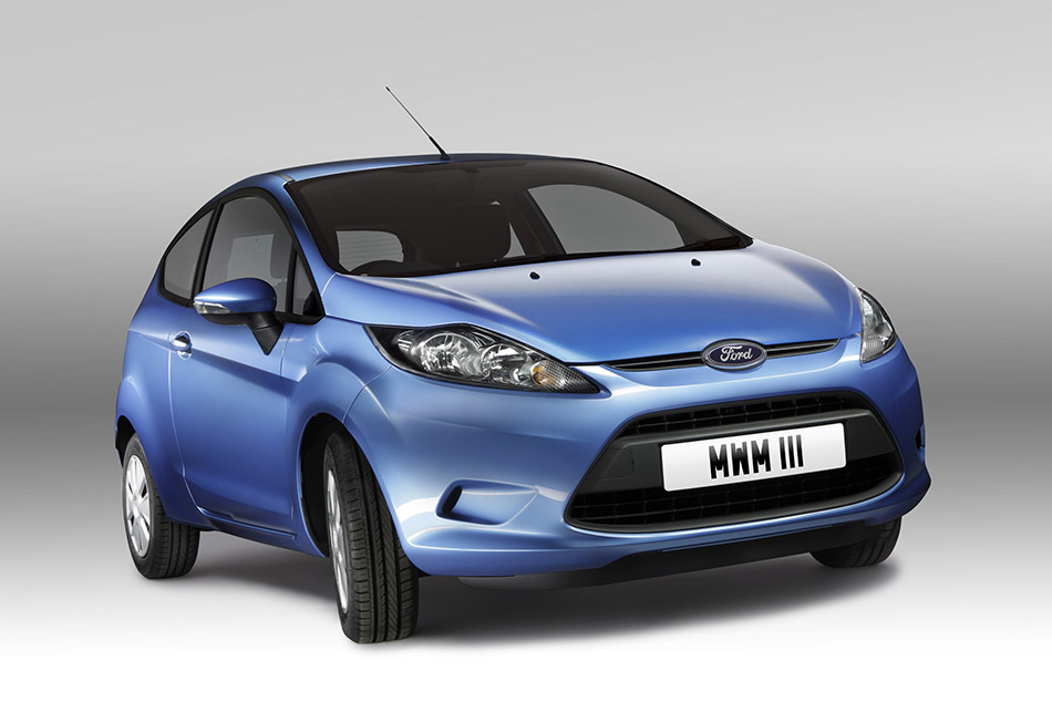 2009 Ford Fiesta ECOnetic Front Angle