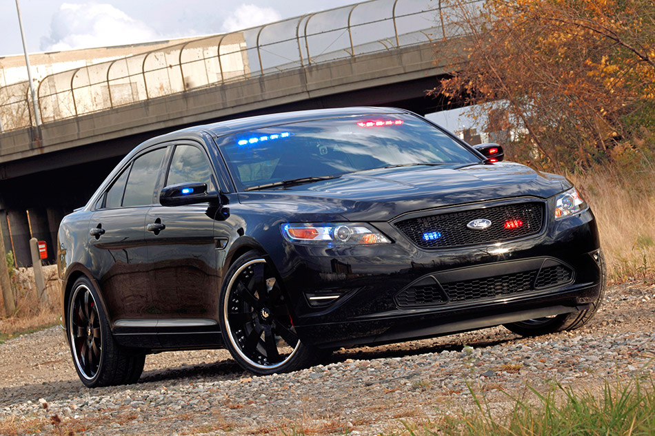 2010 Ford Stealth Police Interceptor Concept Front Angle