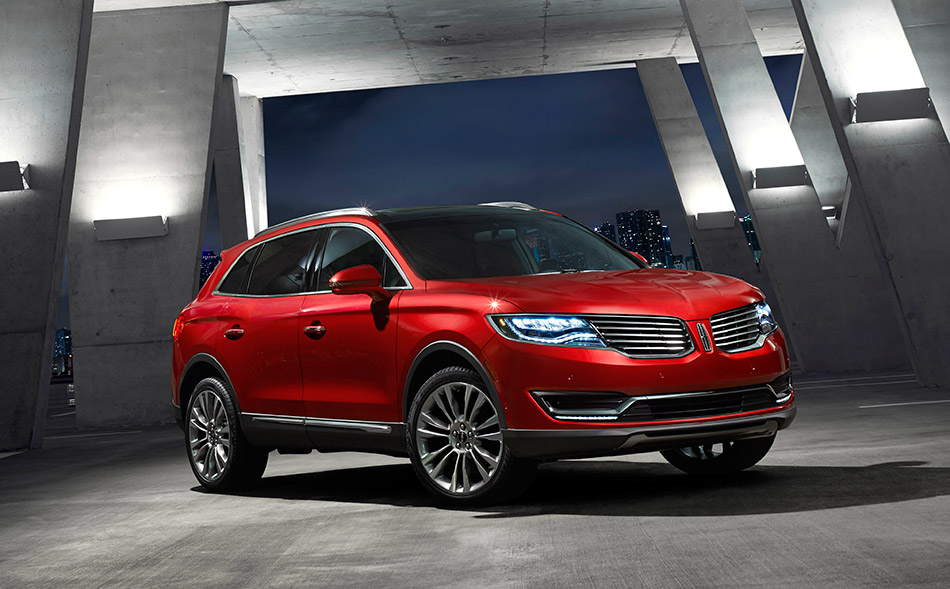 2016 Lincoln MKX Front Angle