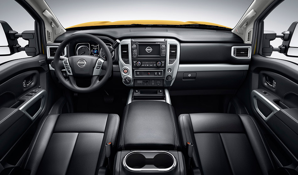 2016 Nissan Titan XD Interior